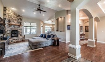 704 ANASAZI Dr, Aztec, NM 87410