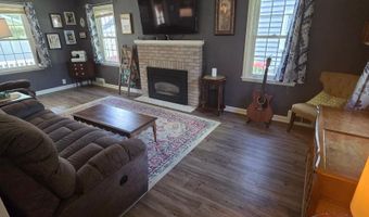 604 8th St SW, Austin, MN 55912