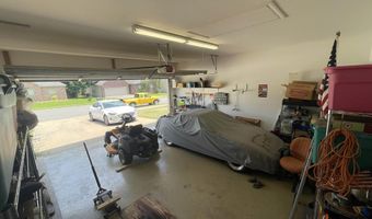 1756 White Oak Ln, Benton, AR 72019