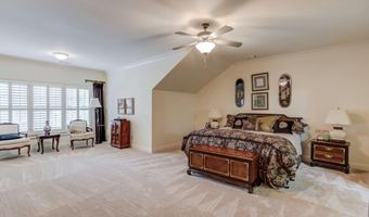 10853 Enclave Ln, Alpharetta, GA 30022