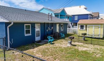 207 E Terminal Blvd, Atlantic Beach, NC 28512