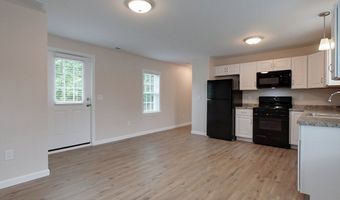 24 Pearl St 4, Ayer, MA 01432