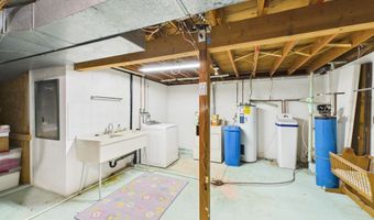 1100 Tabbert Rd NW, Alexandria, MN 56308