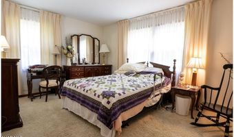 2935 Gwin Rd, Altoona, PA 16601