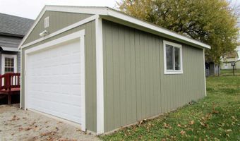 607 Lincoln, Ackley, IA 50601