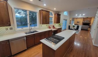 12 FOXVIEW Cir, Hockessin, DE 19707