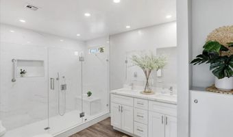 7023 San Bartolo St, Carlsbad, CA 92011