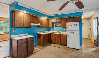 710 Field St, Altamont, IL 62411