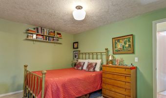 20365 SW YORK St, Beaverton, OR 97003