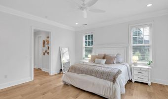 4 Hidden Lake Ct, Bluffton, SC 29910