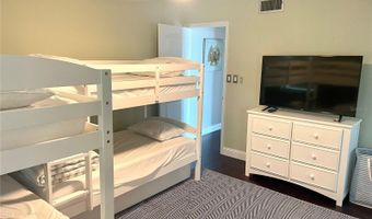 1451 GULF Blvd 204, Clearwater, FL 33767