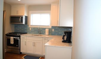 100 18th Avenue Unit 2 2Nd Floor 2, 2Nd Floor, Belmar, NJ 07719