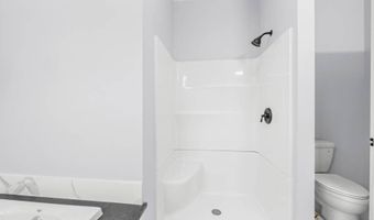 222 Briarwood Ct, Albany, NY 12203