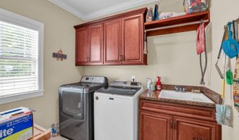 9902 Meadowstone Dr, Apison, TN 37302