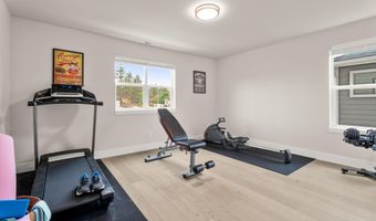 20211 Glen Vista Rd, Bend, OR 97703