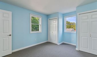 113 Gazo Ave, Burlington, VT 05408