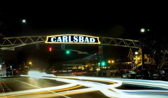 2610 Chestnut Ave, Carlsbad, CA 92010
