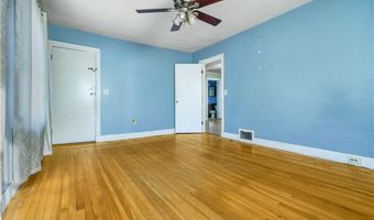 43 Mary Ave, East Providence, RI 02914