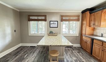 237 E Dahlstrom Ave, Appleton, MN 56208