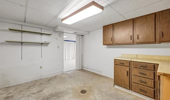 1115 Dutch Mill Dr, Ballwin, MO 63011