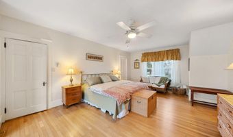 35 Benedict Rd, Bourne, MA 02532