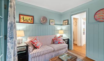 27 Prospect Hill Rd, Branford, CT 06405