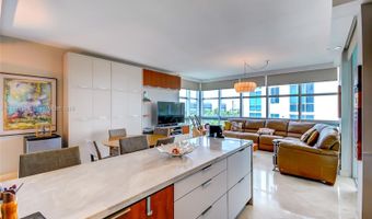 3131 NE 188th St 1-808, Aventura, FL 33180