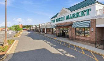 2712 KENWOOD Ave, Alexandria, VA 22302