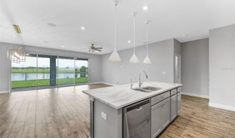 5434 SILVER SUN Dr, Apollo Beach, FL 33572