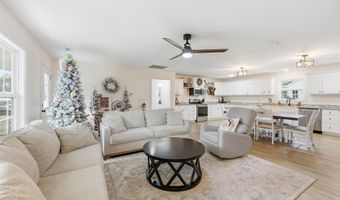 160 Leadwood St, Andrews, SC 29510