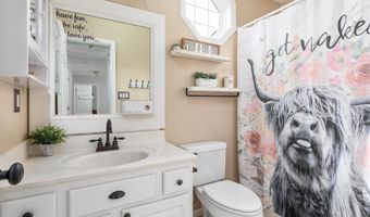 48 MADDOX Ln, Amissville, VA 20106
