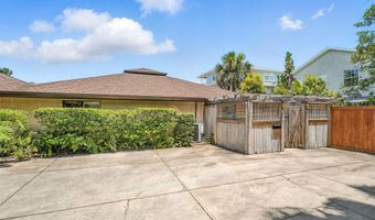 1679 SEMINOLE Rd 2, Atlantic Beach, FL 32233