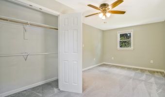 6024 RIXEY Dr, Alexandria, VA 22303