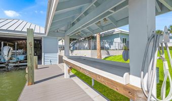 140 Bay Hbr, Aransas Pass, TX 78336
