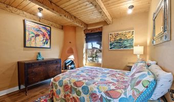 174 Hondo Seco Rd, Arroyo Hondo, NM 87513