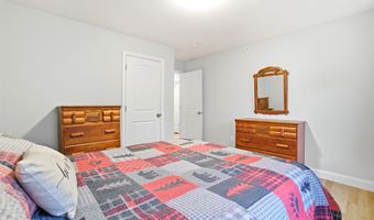 84 Juniper Cir, Auburn, NH 03032