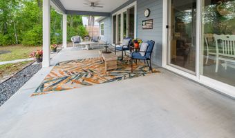 3709 NW 67th Ter, Bell, FL 32619