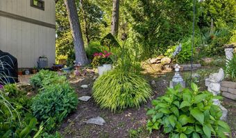 23 Harbour Vlg A, Branford, CT 06405