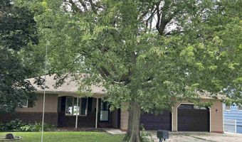 467 Rohr St, Arnolds Park, IA 51331