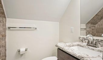 12213 WESTMONT Ln, Bowie, MD 20715