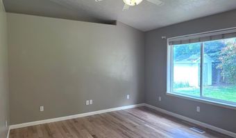 3951 S Summerwood Ln, Ammon, ID 83406