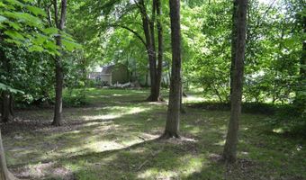 320 N Fourth St, Albion, IL 62806
