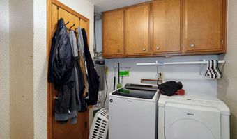 1301 S Tyler Ave, Aurora, MO 65605