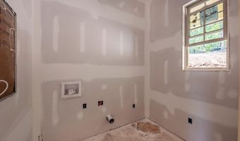19 Highland Cir, Alexander City, AL 35010