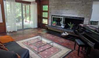 12 S Shore Ave, Beverly Shores, IN 46301