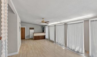 1401 Avenue K, Abernathy, TX 79311