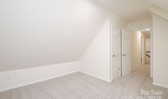 7111 Sythe Ct, Charlotte, NC 28226