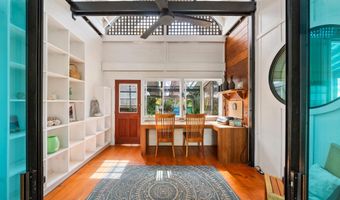690 E Kuiaha Rd, Haiku, HI 96708