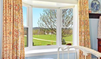 557 S Barnstead Rd, Barnstead, NH 03225
