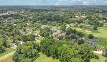 810 Sanders St, Athens, AL 35611